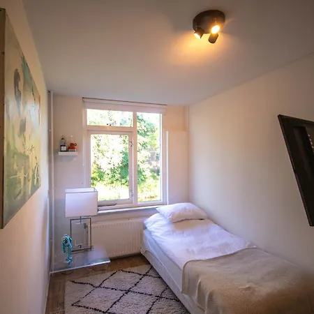 Private Art House Next To The Dunes, And Forest Bed & Breakfast 4*