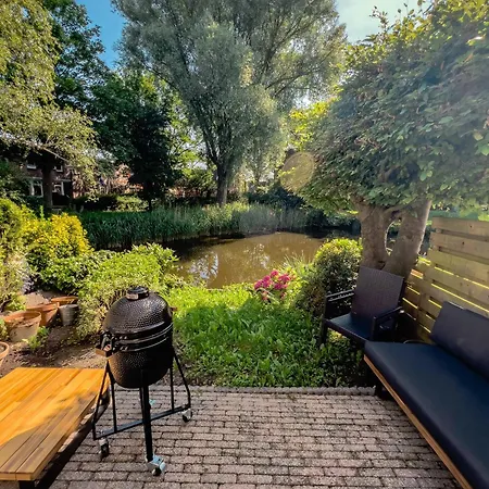Bed & Breakfast Private Art House Next To The Dunes, And Forest 4*