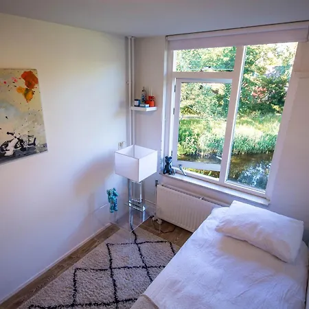 Private Art House Next To The Dunes, And Forest 4* Den Haag